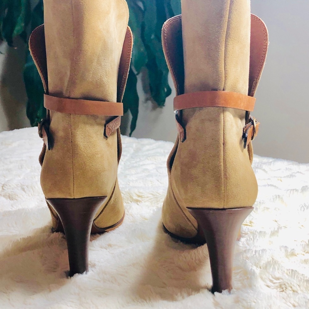 🥂HP🥂NWOT! Chloe Fold Over Suede Ankle Boots - Picture 6 of 8